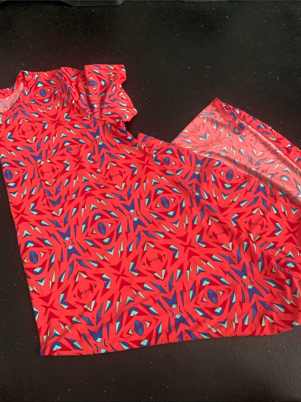 LuLaRoe Carly high low t shirt dress- large